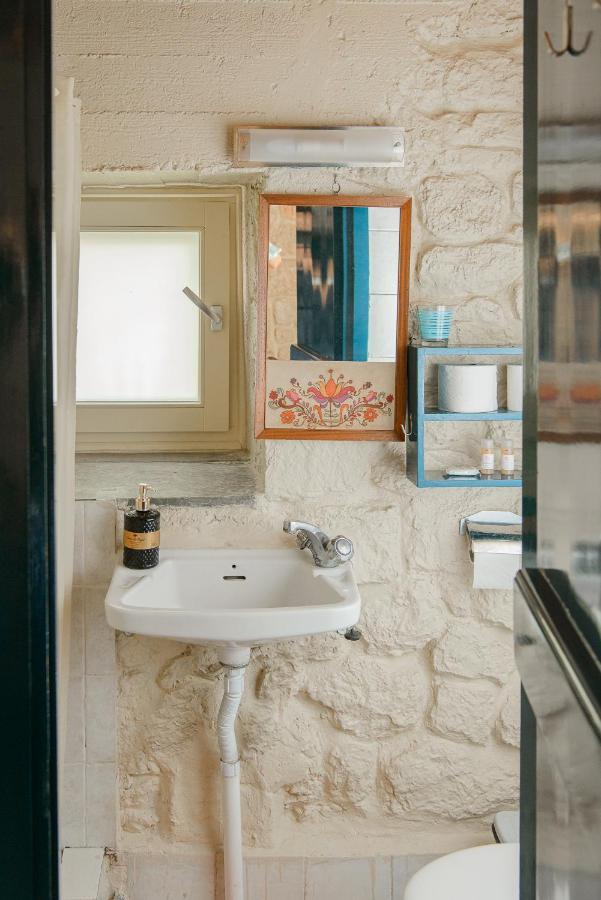 The Stone House Apartamento Aegina Exterior foto